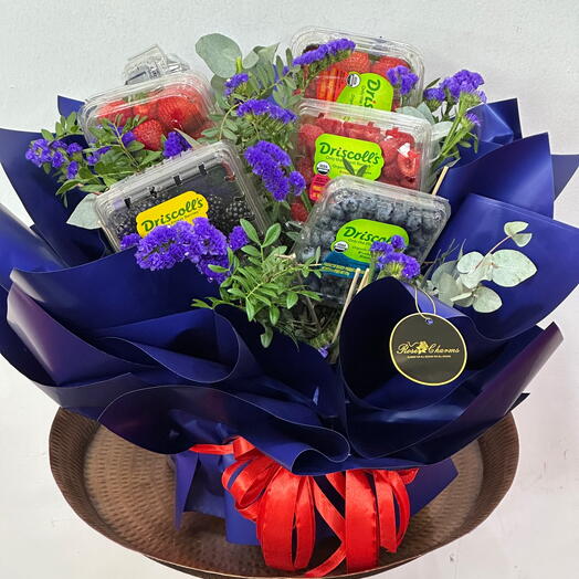 باقة توت فاخرة وطازجة