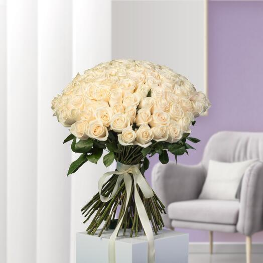 101 roses blanches avec ruban