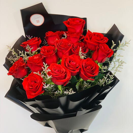 MADEM RED ROSES   CASPIA IN A BQT