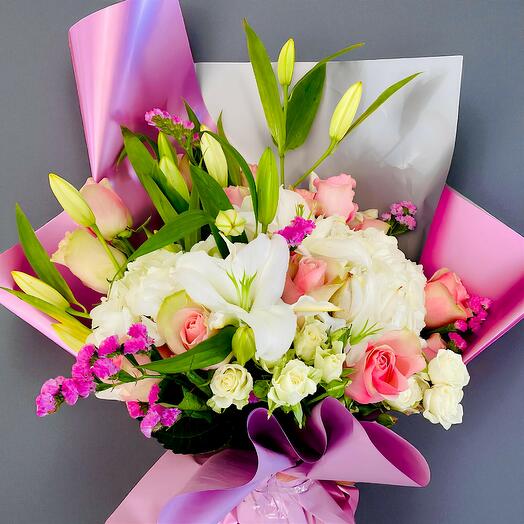 Vibrant Facing special bouquet