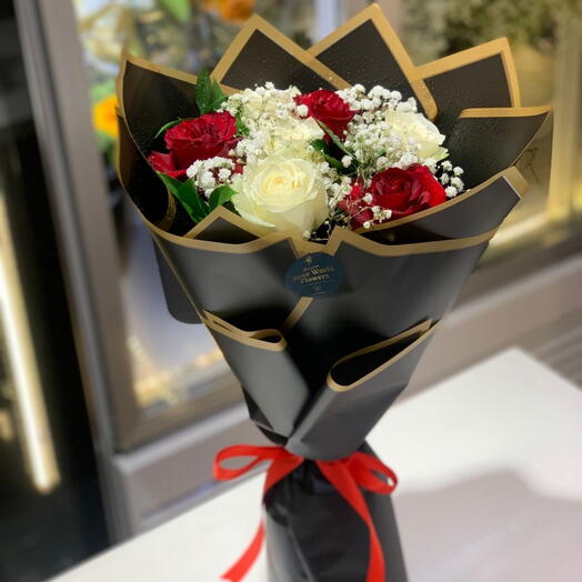 Букет микс из 7 роз