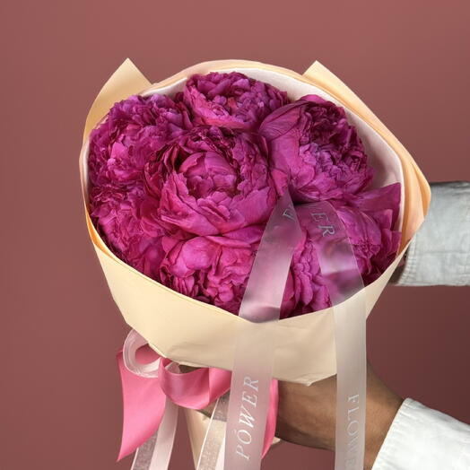 Peony Crush: Очень маленький букет из 7 пионов