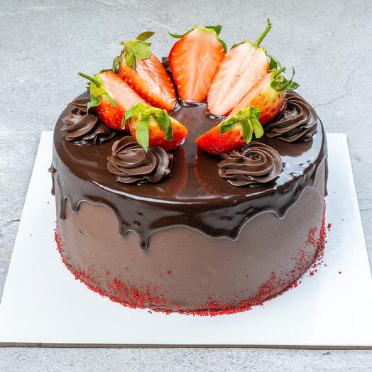 Chocolate Strawberry Cake