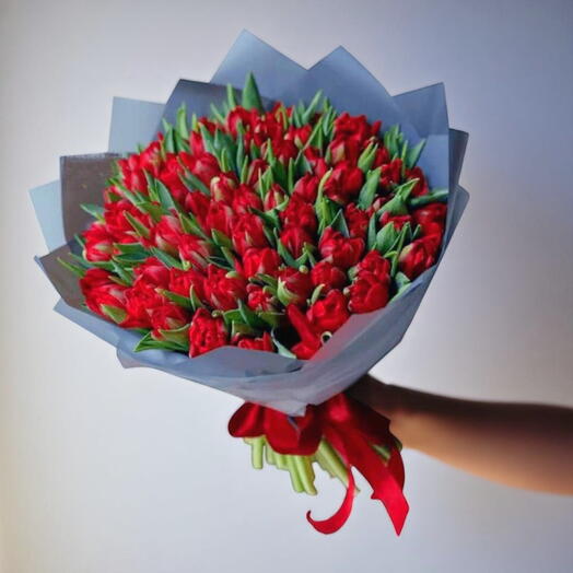 Букет «Рубиновое сияние» ️