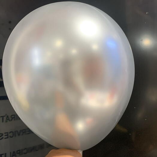 Белый гелиевый шар