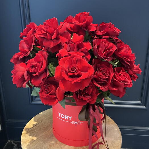 Rosas francesas en una caja "Siempre tuya"