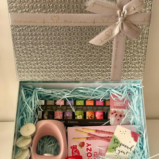 صندوق هدايا فاخر VIP للعلاج بالزيوت العطرية – مجموعة التوقيع الفاخرة