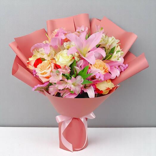 Букет смешанных цветов