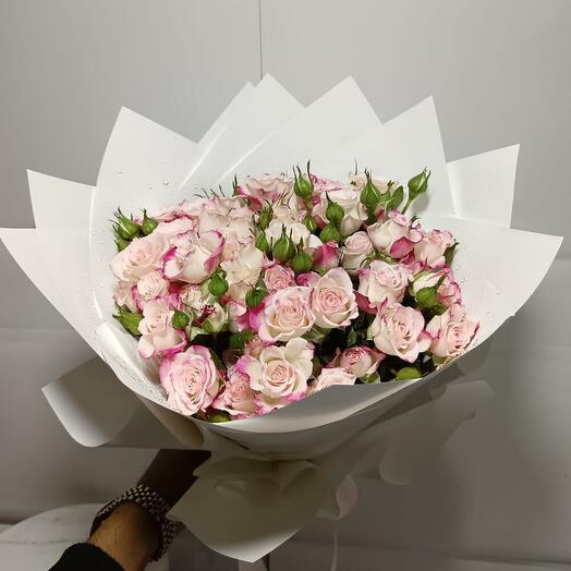 19 Fire Spray Roses Bouquet