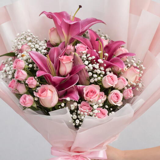 Pink Lily Rose Luxury Bouquet Pro