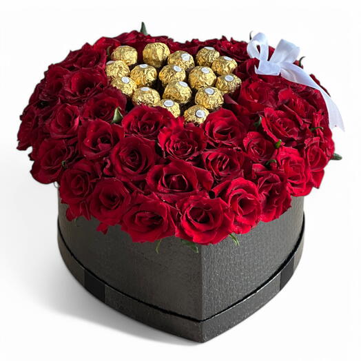 Rosas de San Valentín   Caja Love de Ferrero
