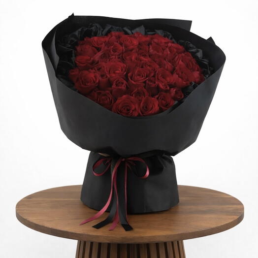 Романтический премиальный букет роз ко Дню святого Валентина
