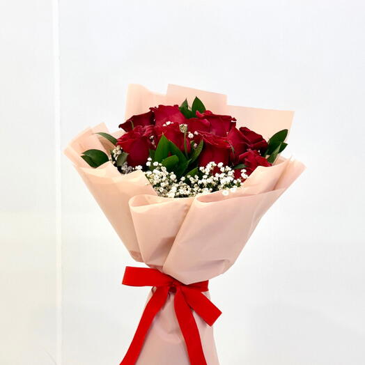 Букет из 9 романтических красных роз