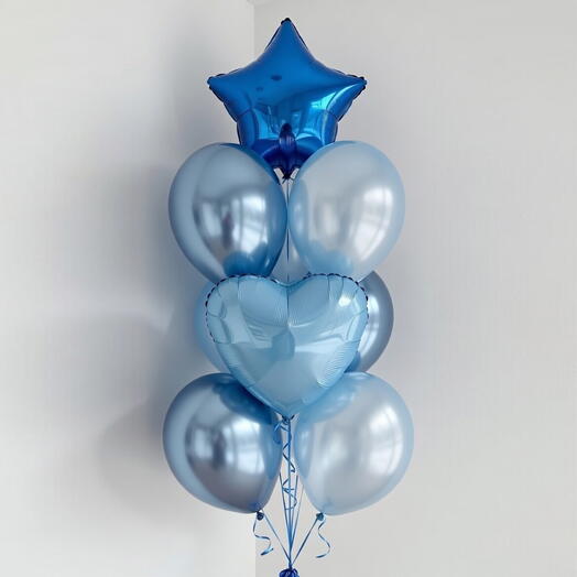 Букет воздушных шаров из небесно-голубых звёзд и сердец