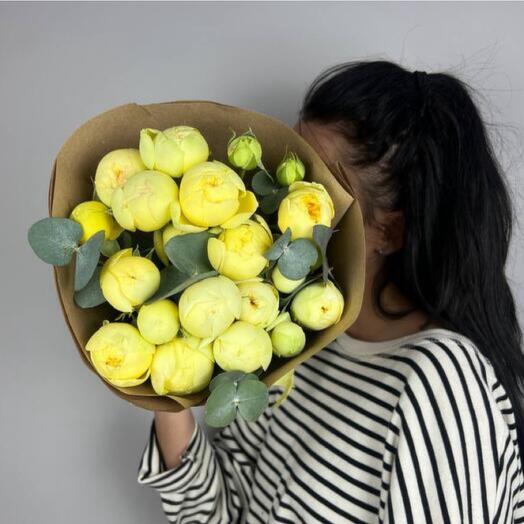 9 Yellow Poeny Roses Bouquets-682