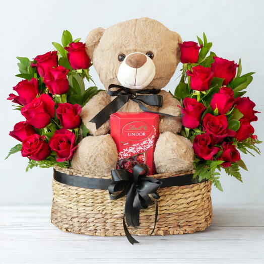 Сладкая романтика – Роза   Коробка с мишкой