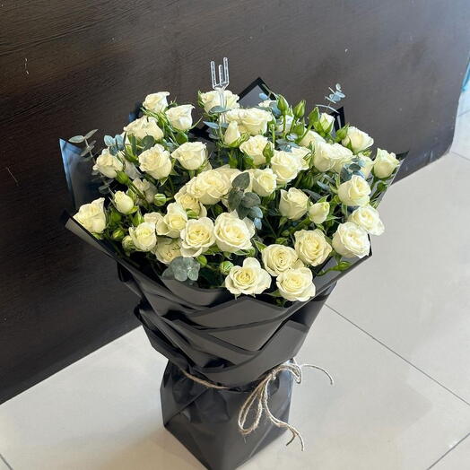 White baby rose bouquet