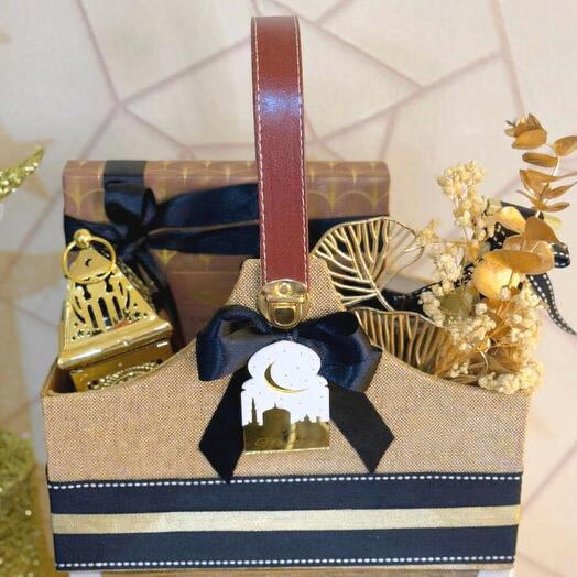 Подарочная корзина ручной работы к Ид аль-Адха