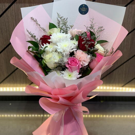 Смешанный букет цветов 7