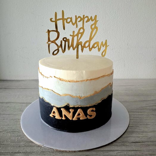 Black and white ombre cake