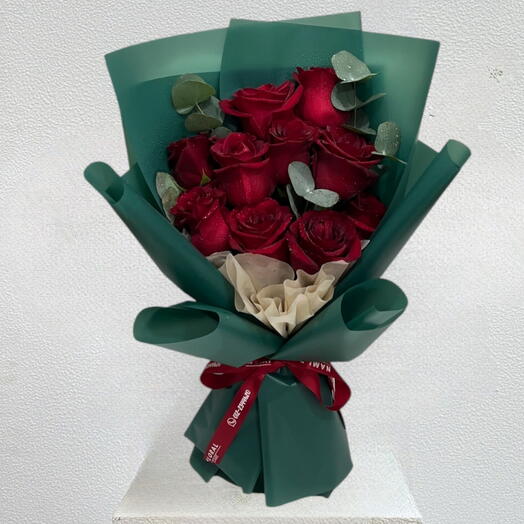 Кримсон _ премиум букет из 15 красных роз для годовщины или Дня святого Валентина