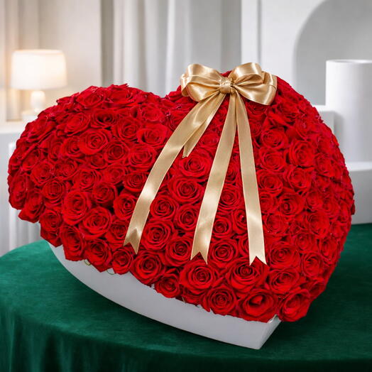 Jewel Case of 201 Red Roses in Heart