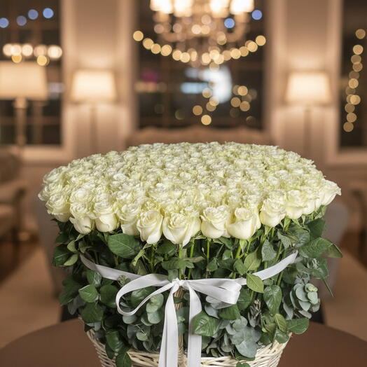Moonstone Royal Basket