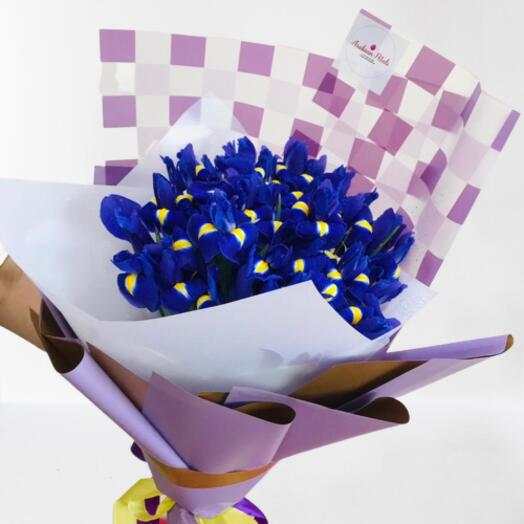 25 Iris Blue Bouquet