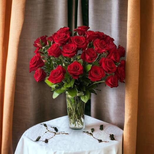 Red Roses Vase