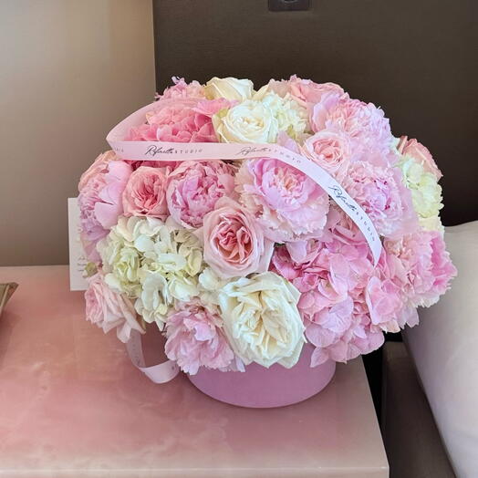 Luxury flower box