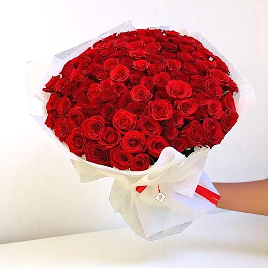 Vannessa - 75 Red Roses Bouquet
