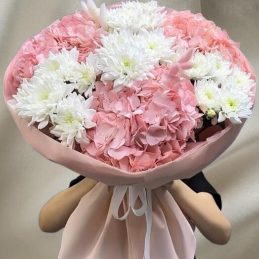 Pink hydrangea bloom