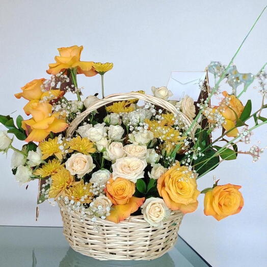 Жёлто-белая корзина