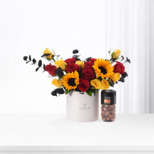 Crimson Sol Bloom White Box with Lakrids Salt   Caramel