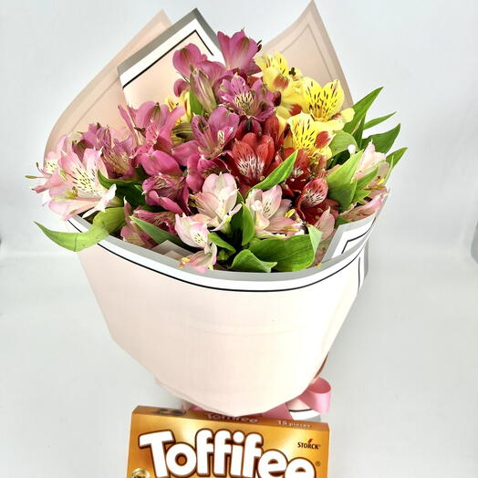 Bouquet  "Chocolate petals"