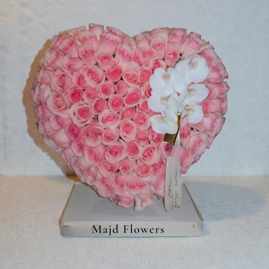 The Majd Flowers Heart Beat Rose Arrangement For Her