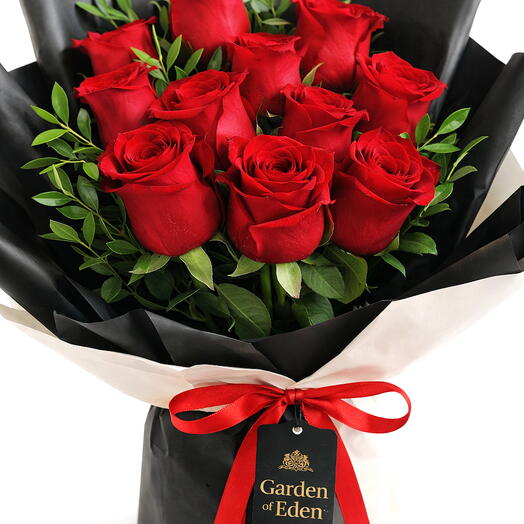 Eleven Reasons – 11 Red Roses