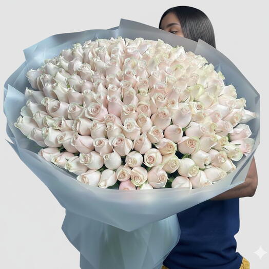 200 Light Ping Roses Bouquet - Elegane