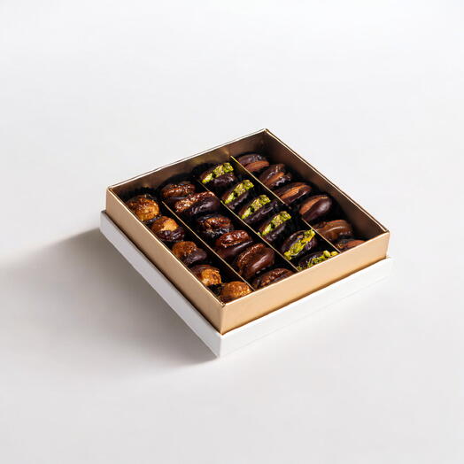 Al Saray маленькая коробка фаршированных фиников