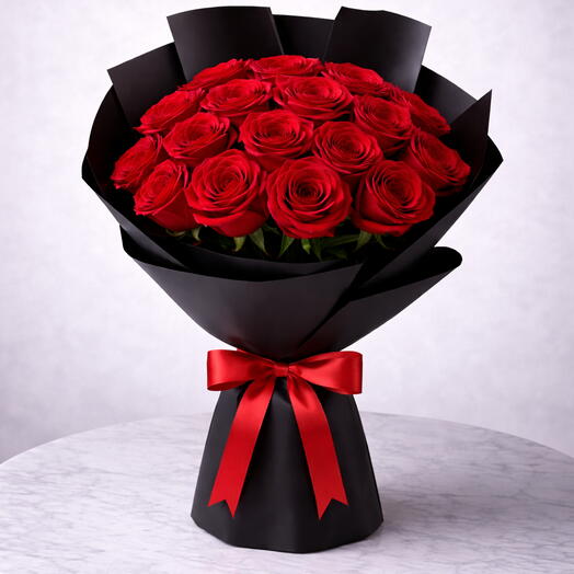 Элегантный букет чёрных роз (15 роз)