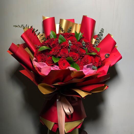 True Romance Rose Bouquet