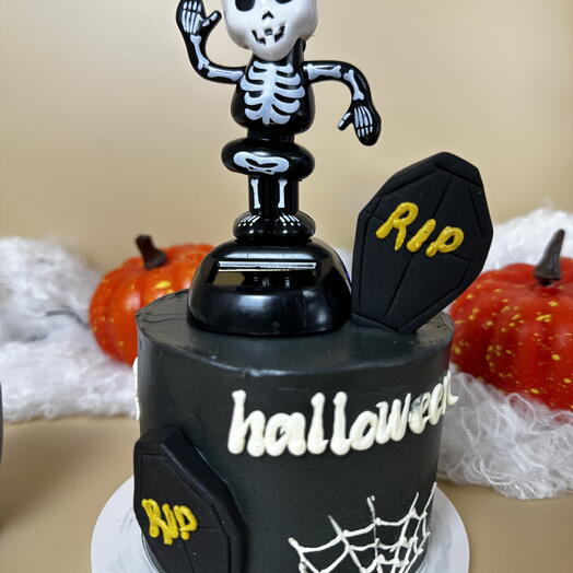 Бенто-торт «Страшный скелет»