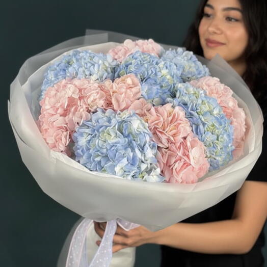 10 Pink N Extra Blue Premium Hydrangea Bouquet