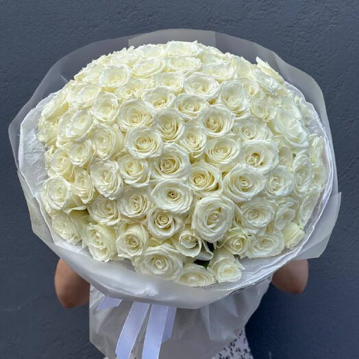 Personality _ 101 Роскошный букет кремово-белых роз