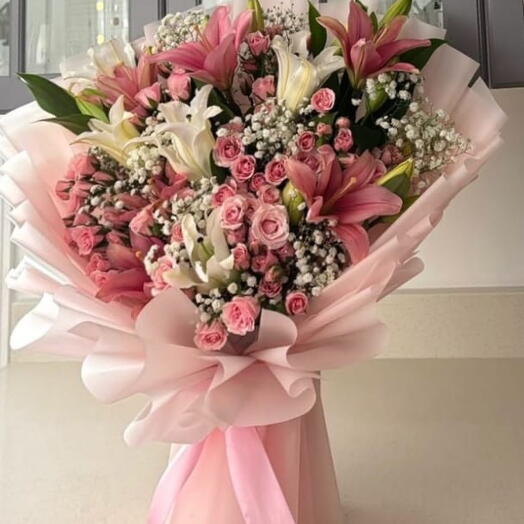 Букет кустовых роз Lilly