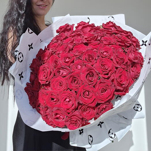 50 roses rouges