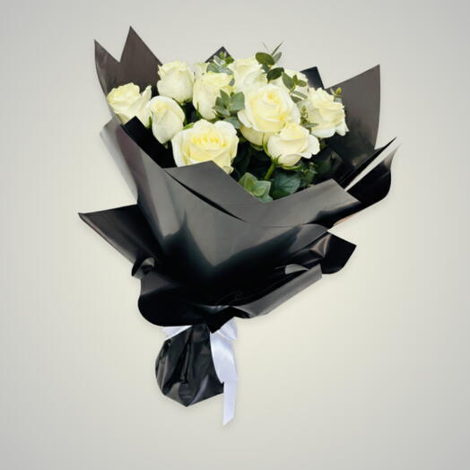 String of white:12 white roses