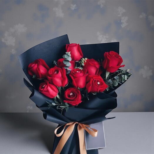 10 Roses Bouquet