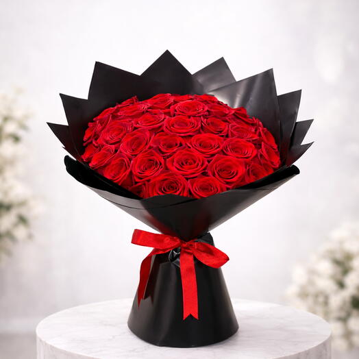 33 Red Rose Flowers Bouquet