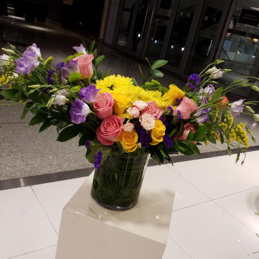 The Sun-Drenched Celebration Centerpiece